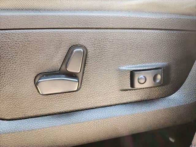 2020 RAM 1500 SLT