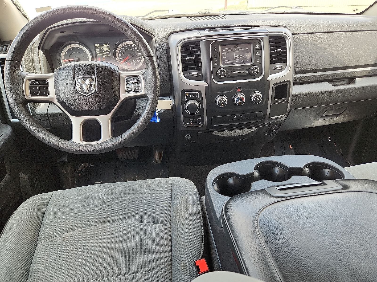 2024 RAM 1500 SLT