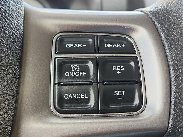 2024 RAM 1500 SLT