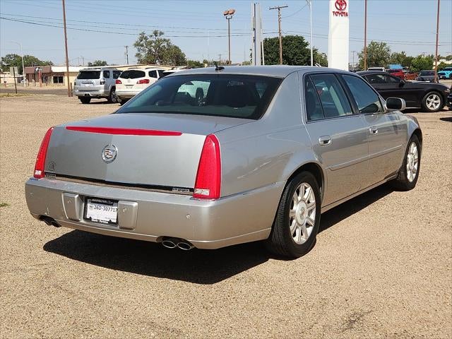 2008 Cadillac DTS Base