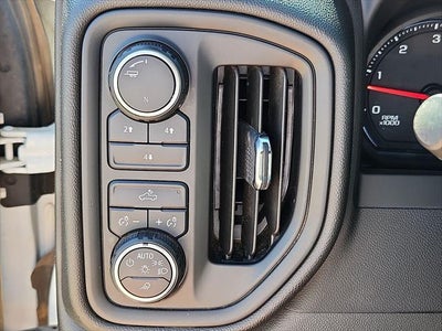 2023 Chevrolet Silverado HD Custom