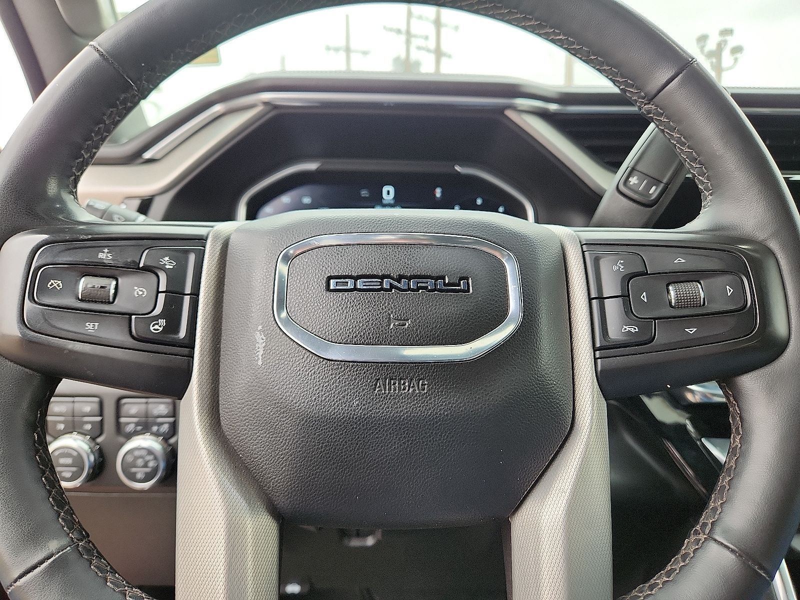 2024 GMC Sierra HD Denali