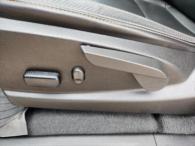 2022 GMC Canyon AT4 w/Leather