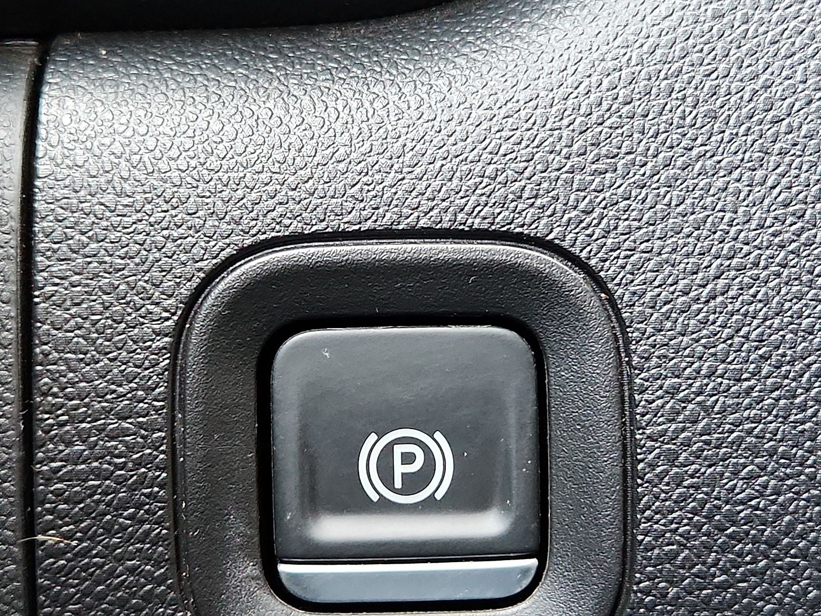2025 GMC Sierra Pro