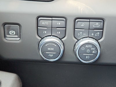 2025 GMC Sierra AT4