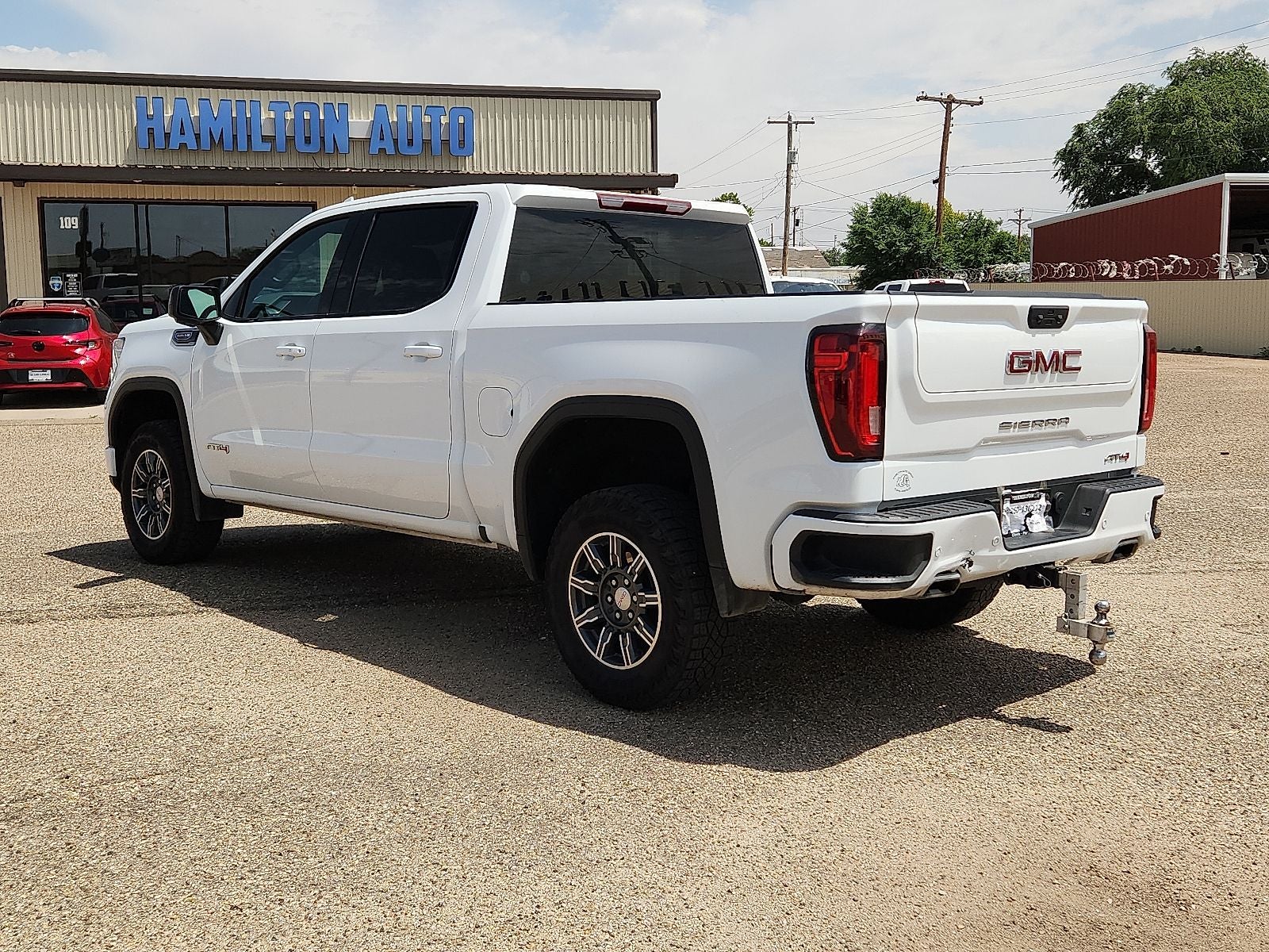 2025 GMC Sierra AT4