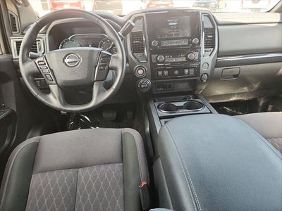 2023 Nissan Titan SV