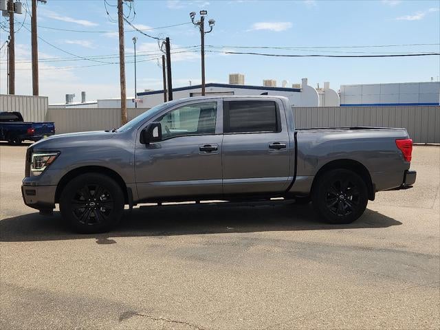 2023 Nissan Titan SV