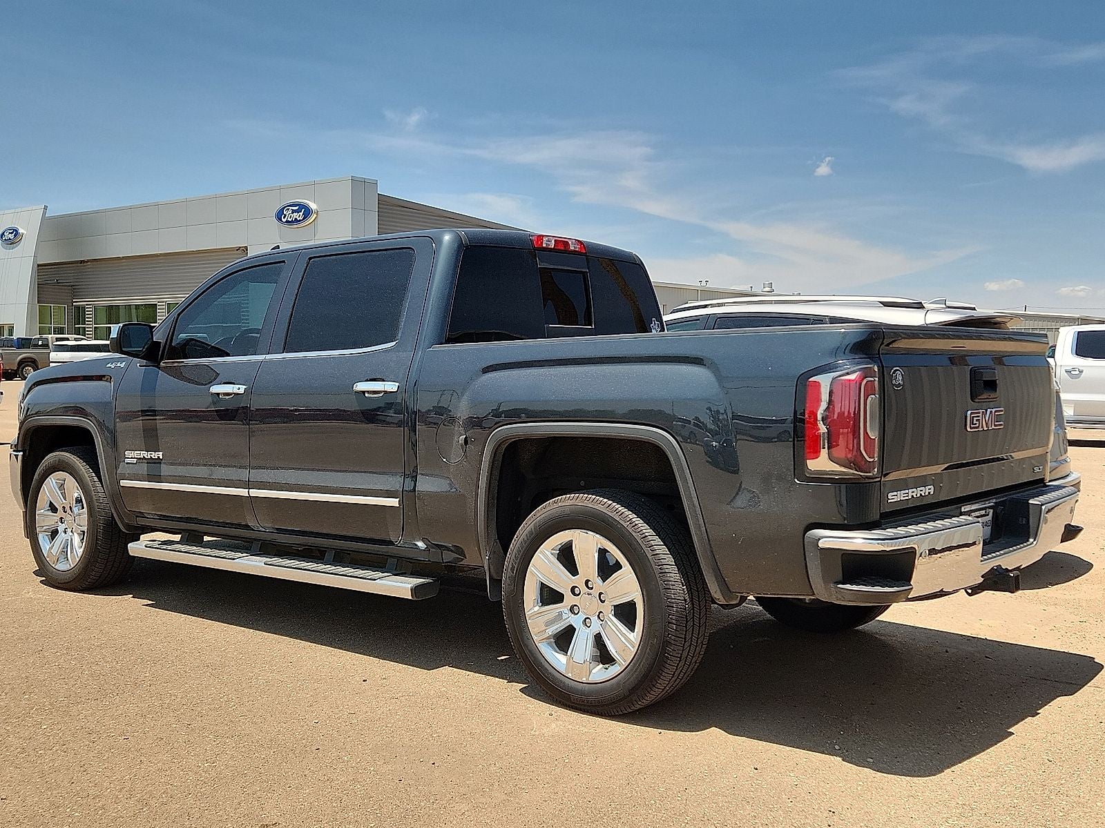 2018 GMC Sierra SLT