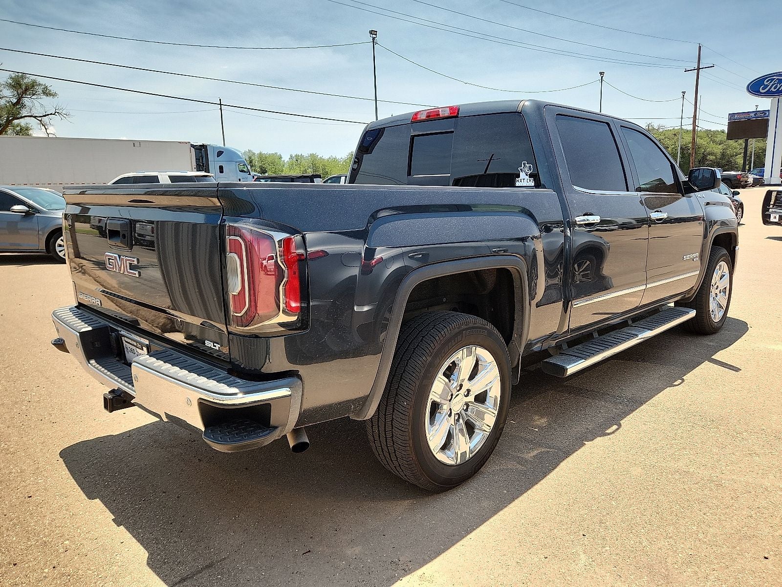 2018 GMC Sierra SLT