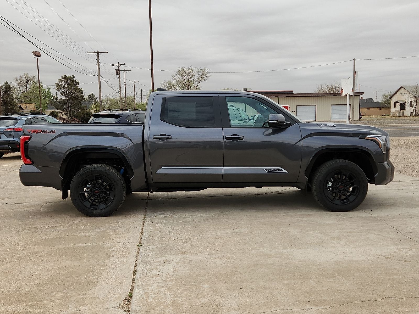 2026 Toyota Tundra i-FORCE MAX Platinum i-FORCE MAX