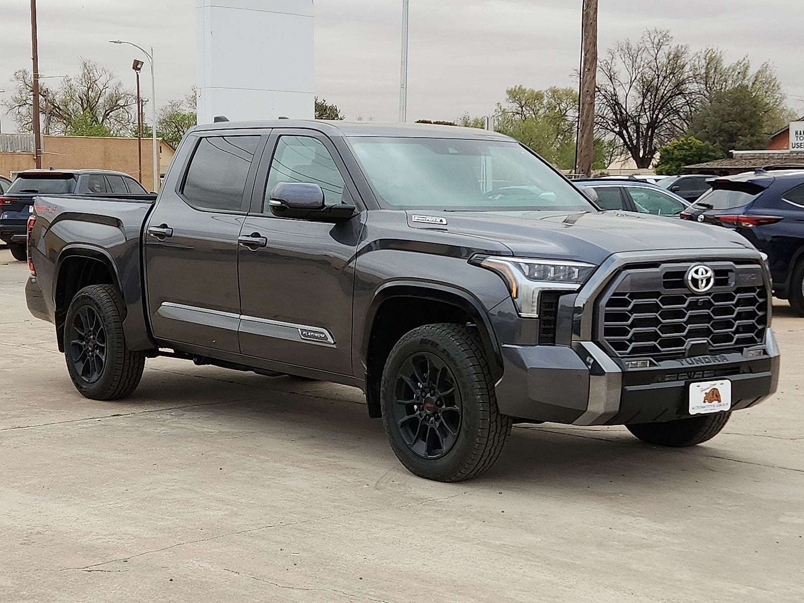 2026 Toyota Tundra i-FORCE MAX Platinum i-FORCE MAX