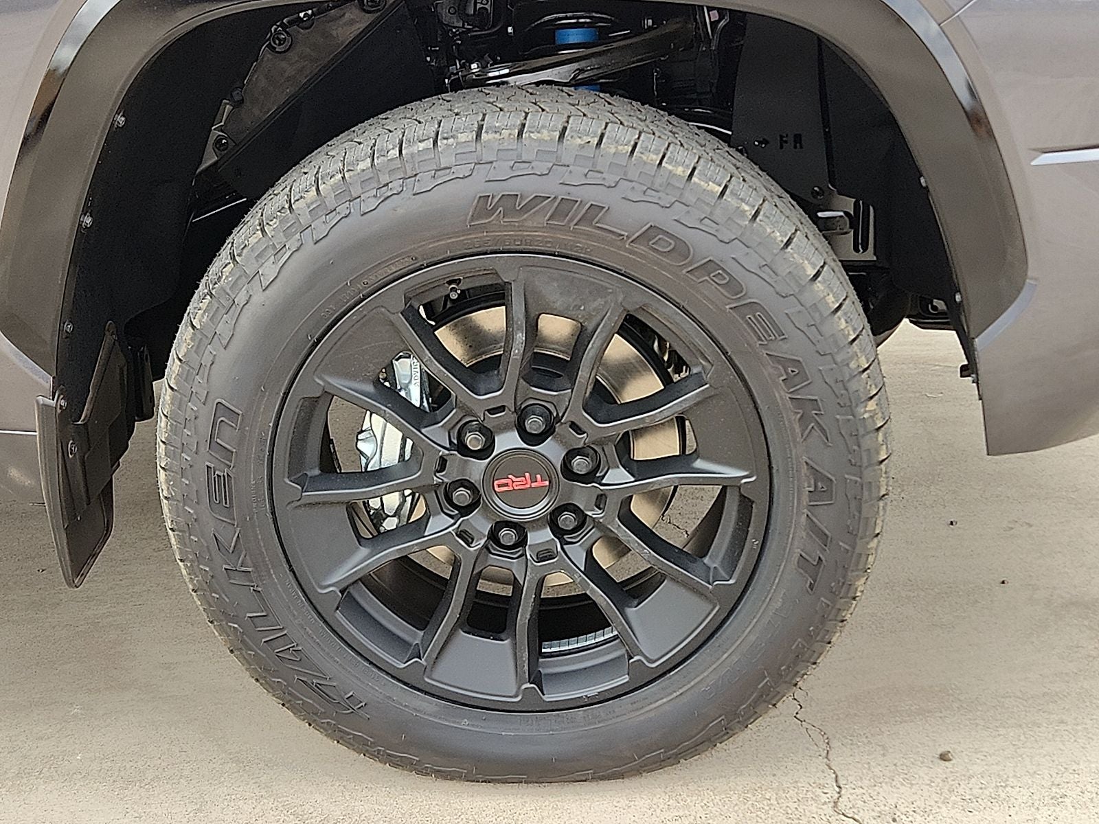 2026 Toyota Tundra i-FORCE MAX Platinum i-FORCE MAX